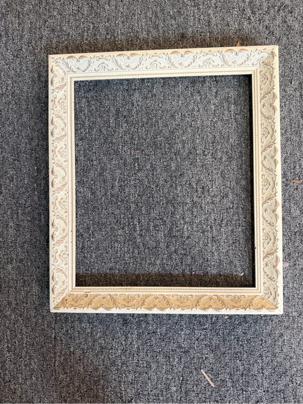 Ornate Cream Decorative Picture Frame - Classic 12 x 14